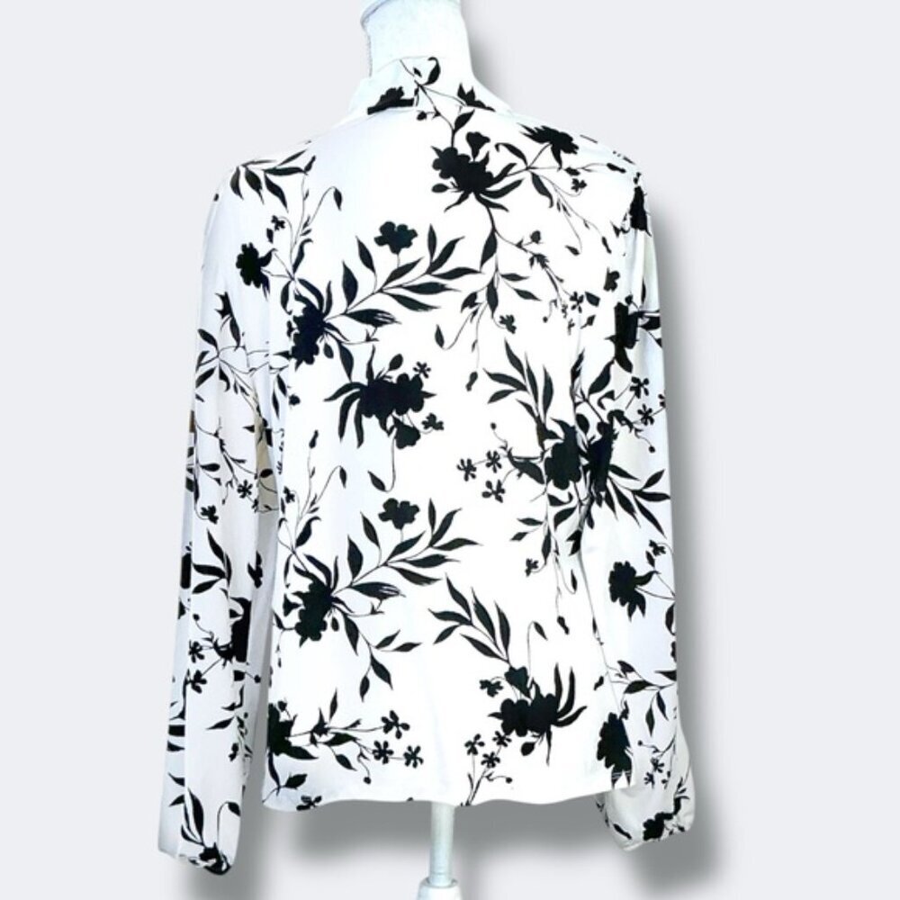 AUW Tie Front Blouse Long Sleeve Bold Floral Black White Women's Top Size XL - Picture 10 of 16